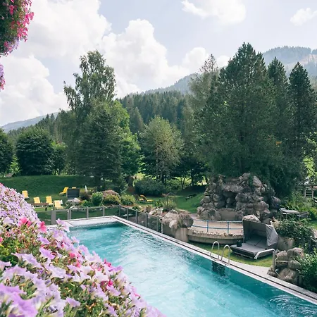 Hotel Der Kirchheimerhof 4*